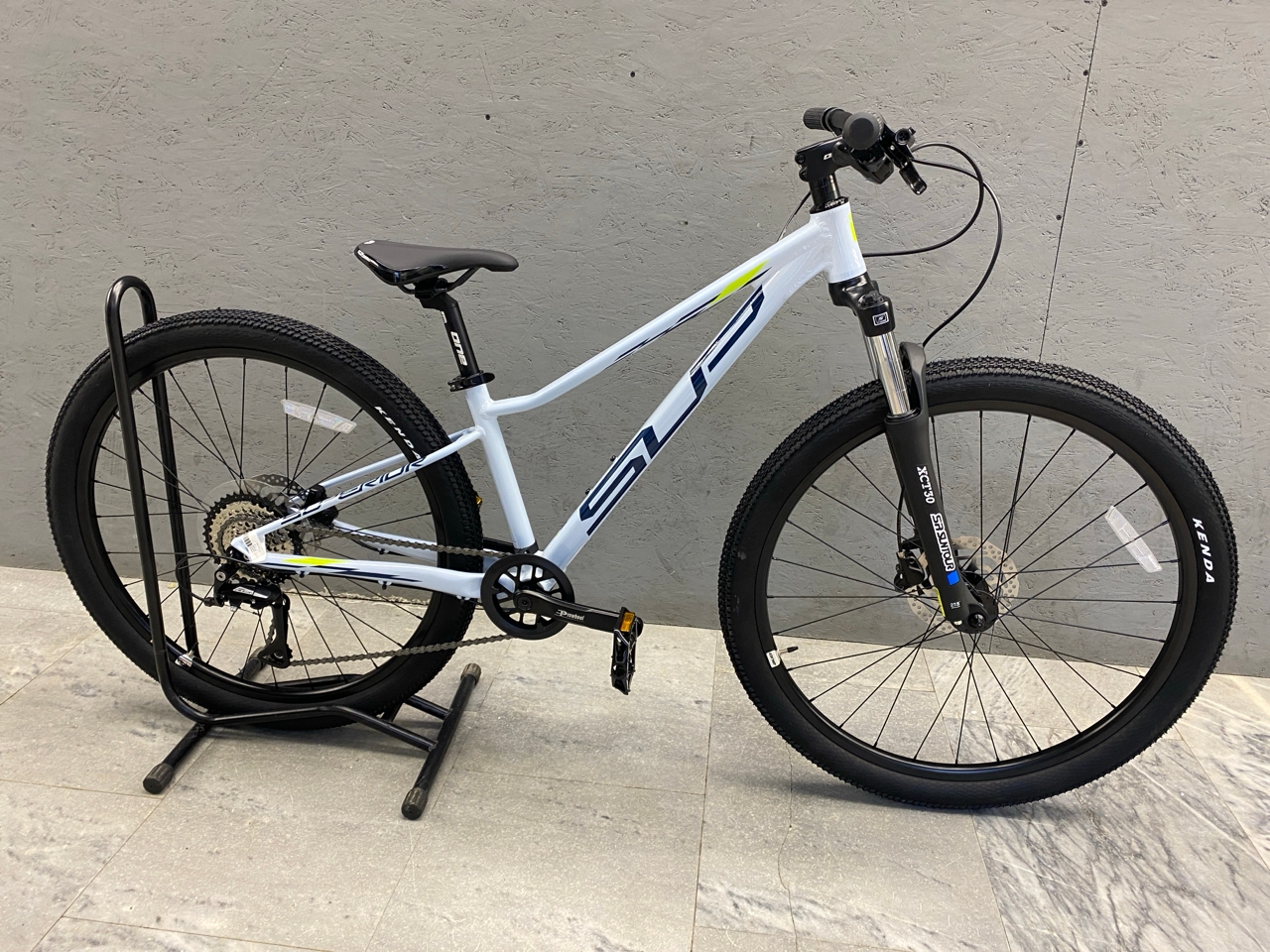 Отличный велосипед для подростков: Superior RACER XC 27 DB (2025)