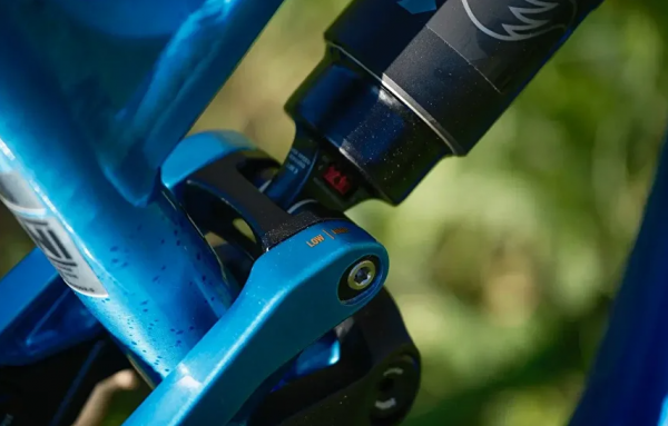 Велосипед Polygon COLLOSUS DH-R 29" (2025)