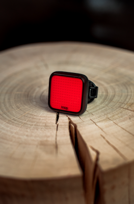 Фонарь задний Knog Blinder Skull Rear