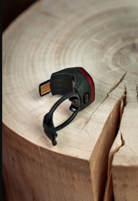 Фонарь задний Knog Blinder Mini Square Rear