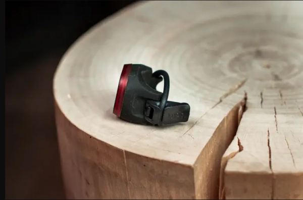 Фонарь задний Knog Blinder Mini Square Rear