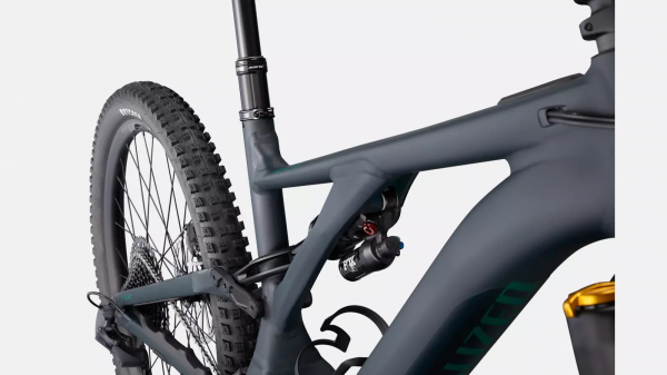 Велосипед Specialized Kenevo Comp