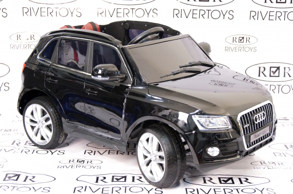 Электромобиль RiVeRToys AUDI Q5