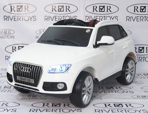 Электромобиль RiVeRToys AUDI Q5