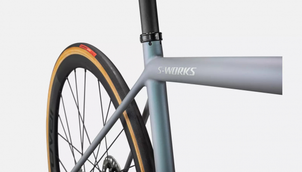 Велосипед Specialized S-Works Aethos - Dura-Ace Di2