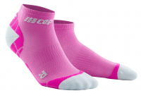Женские ультралегкие спортивные компрессионные носки CEP Ultralight Low Cut Socks / Розовый