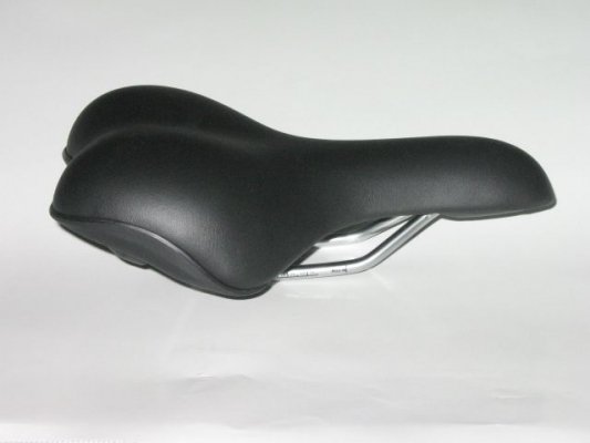 Седло VELO VL-6090 комфорт, женское, 260х190мм, 476г. Наполнитель: пена с памятью формы. Обшивка - PU