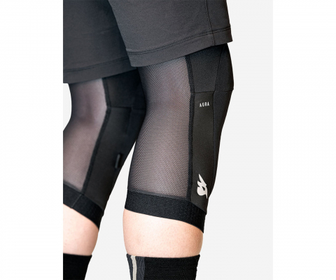 Наколенники Bluegrass Knee Aura