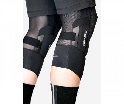 Наколенники Bluegrass Knee Aura Core