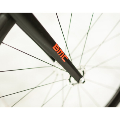 Велосипед BMC Trackmachine AL ONE Miche Black/Red/Carbon (2022)