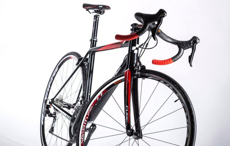 65 890 Cube Peloton Race 2015