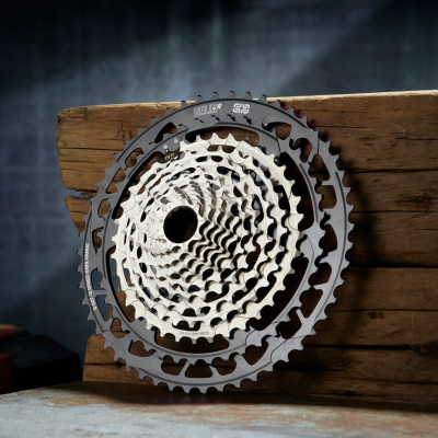 Кассета E THIRTEEN Helix Race Cassette 9-52t 12-speed Black