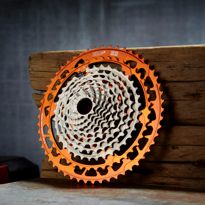 Кассета E THIRTEEN Helix Race Cassette 9-52t 12-speed Naranja