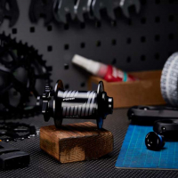 Втулка передняя E THIRTEEN Race Front Hub 110x20mm 32h Black