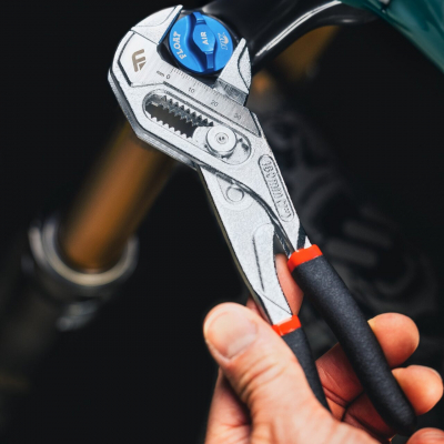 Разводной ключ Feedback Sports Pliers Wrench 180mm