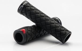 Грипсы VELO VLG-1252-AD2-L1-G2, пластик/Kraton, 22,4х130 мм, с электронным сигналом, с 1 ал. грипстопом, с заглушками VLP-69