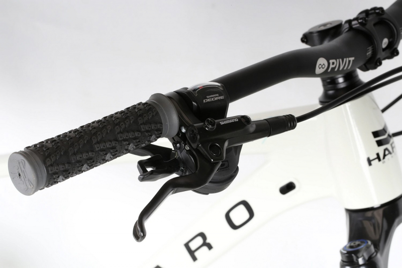 105 400 Haro Double Peak 27.5 Comp 2021