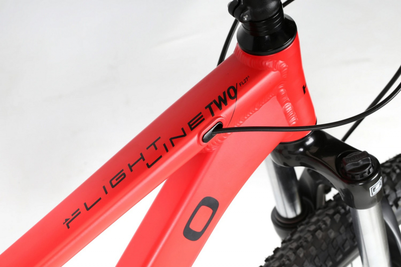 39 500 Haro Flightline Two 27.5 2021