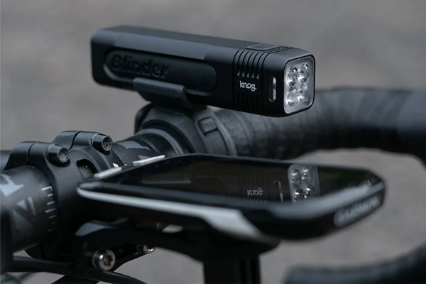 Велофонари Knog Blinder 900 & Blinder Square, передний и задний
