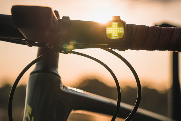 Велофонарь передний Knog Blinder Mini