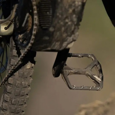 Педали Leatt CeraMAG All Mountain Flat Wide