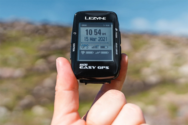 Велокомпьютер Lezyne Macro Easy GPS 2023