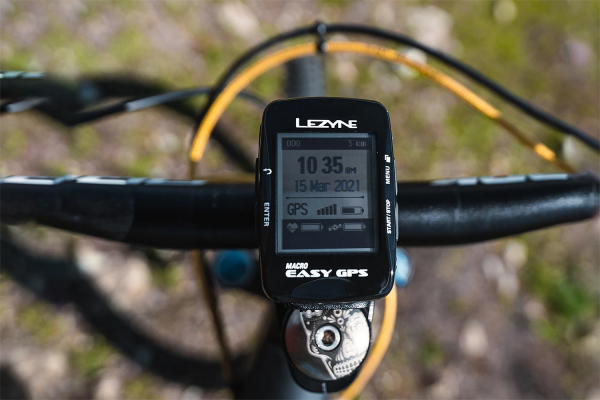 Велокомпьютер Lezyne Macro Easy GPS 2023