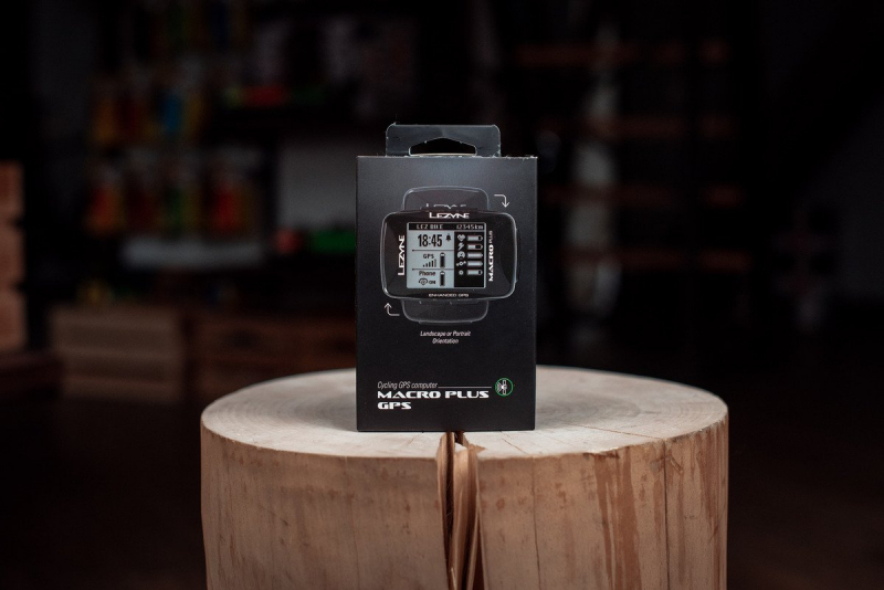 Macro plus gps new arrivals
