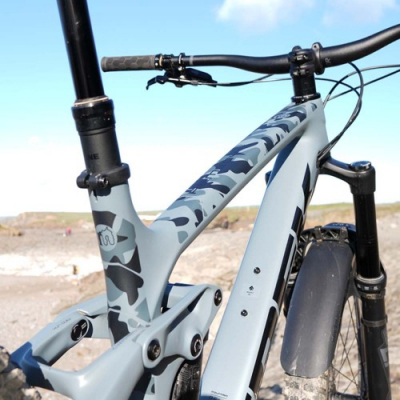 Защита рамы MUCKY NUTZ Frame Skinz Camo Gloss