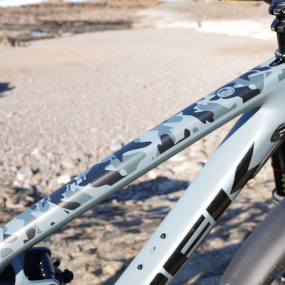 Защита рамы MUCKY NUTZ Frame Skinz Camo Gloss
