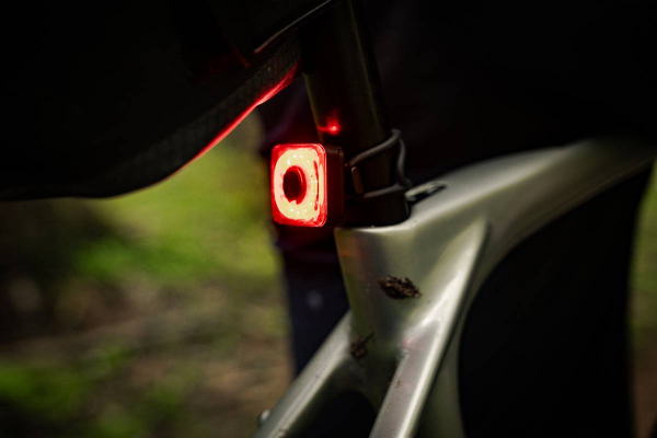 Фонарь задний One R.Light 50  2021 One Size