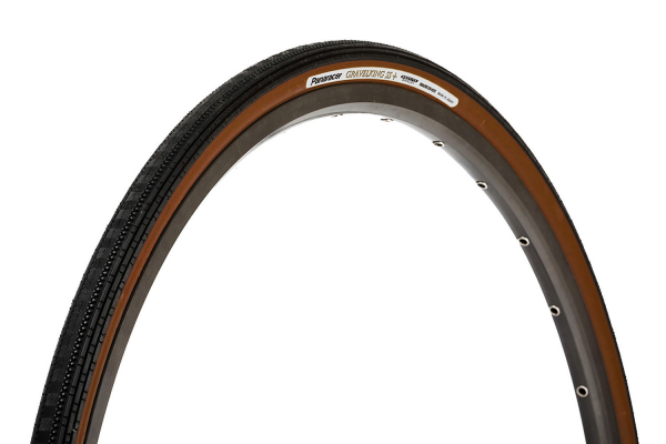 Велопокрышка Panaracer Gravelking SS Plus, складной корд, 28-622 (700x28C), черная с коричневой боковиной