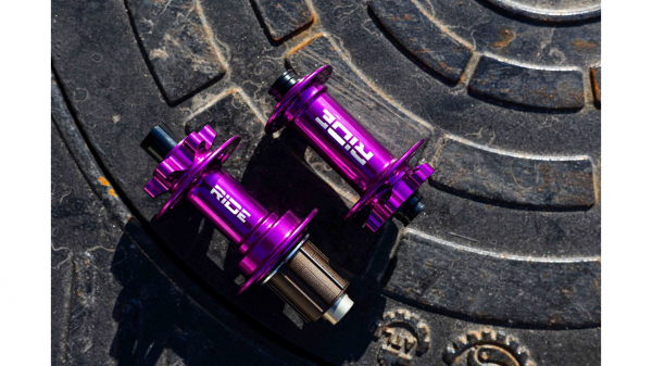 Втулка задняя RIDE Enduro 32h 12x142 мм Anti Bite Purple