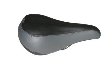 Седло VELO VL-6057 комфорт, 269*190мм. Обшивка: PU. Наполнитель: Пена. Рельсы: Сталь. Система амортизации: Webspring Comfort.