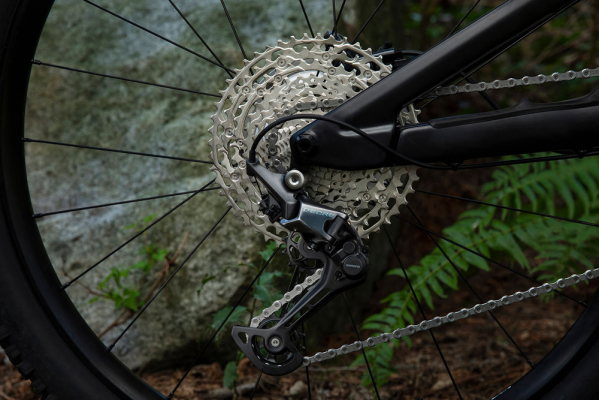Цепь SHIMANO M6100, 12ск, 126 зв., с замком