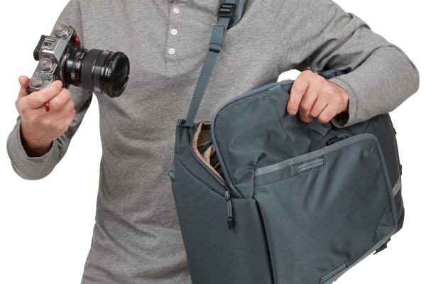 Фоторюкзак Thule Covert DSLR Backpack 24L - Dark Slate