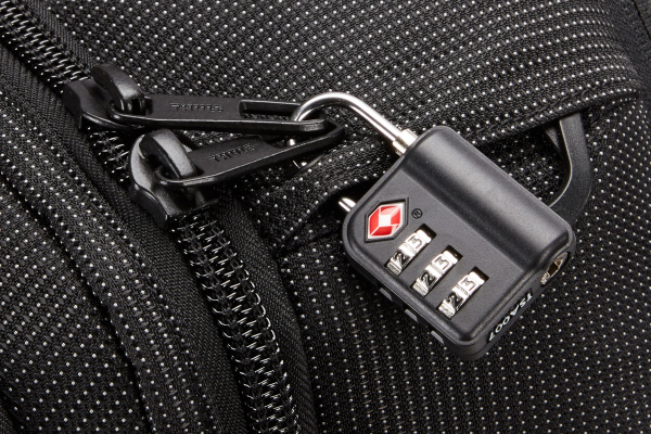 Сумка Thule Crossover 2 Convertible Carry On - Black 