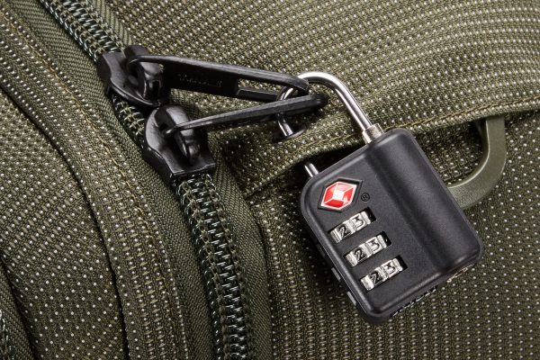Сумка Thule Crossover 2 Convertible Carry On - Forest Night