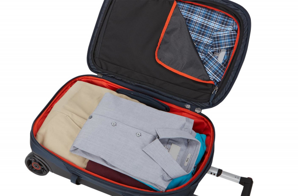 Чемодан Thule Subterra Wheeled Duffel 55cm/22" - Mineral