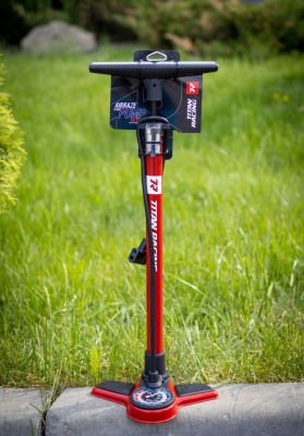 Насос напольный Titan Racing Air Raze Floor Pump
