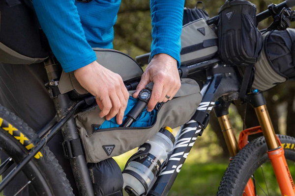 Велосумка на раму TOPEAK MidLoader 6.0 L, для байкпакинга / Зеленая