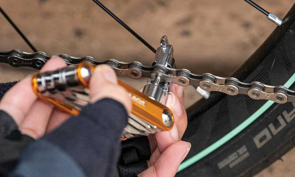 Мультитул велосипедный TOPEAK MINI P20, 20 функций, W/CHAINLINK TOOL, с чехлом, GOLD