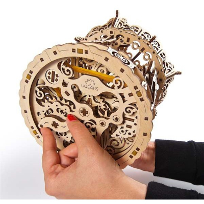 Сборная модель UGEARS Карусель