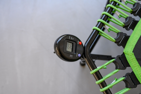Батут Unix line FITNESS Orange PRO (130 cm)