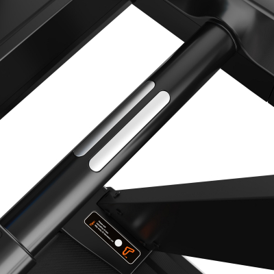 Беговая дорожка UnixFit T-1400 PRO (18,5" TFT)