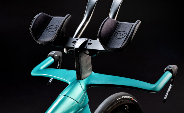 Велосипед Bianchi Aquila RC Force eTap AXS E1