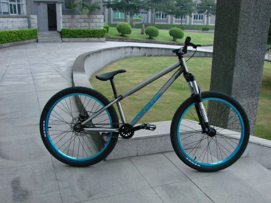 2013 Велосипед Stark Grinder