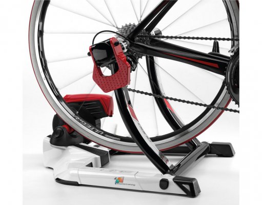 Велостанок под заднее колесо Elite Qubo Digital Smart B+