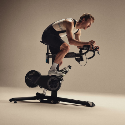 Велостанок Wahoo KICKR Bike Pro